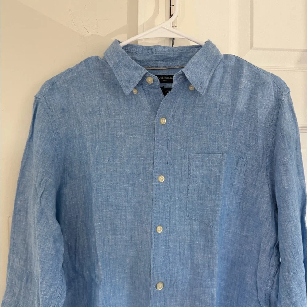 Banana Republic Mens 100% Linen Top Small Blue Button Up Camden Beach Nautical